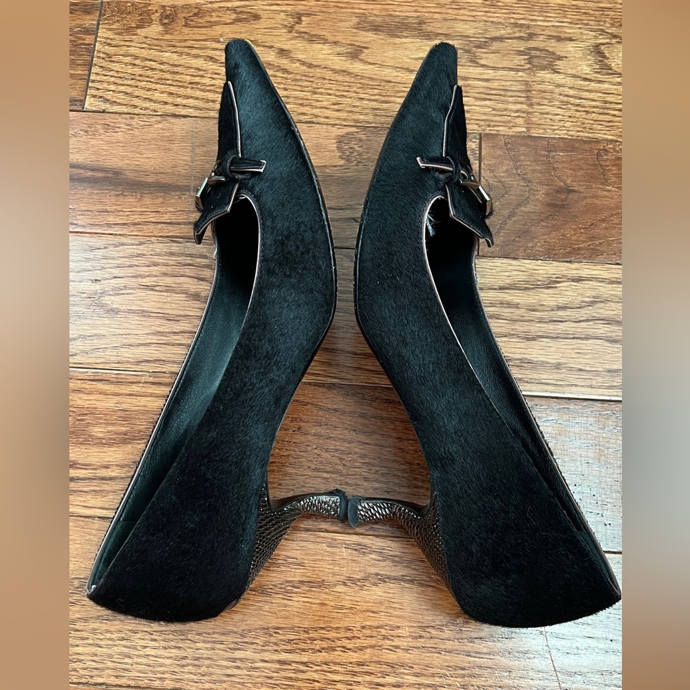 PRADA - Glossy Black Buckle Pointed Toe Pony Hair Low Heel Pumps Sz 41 US 11 - Picture 3 of 12